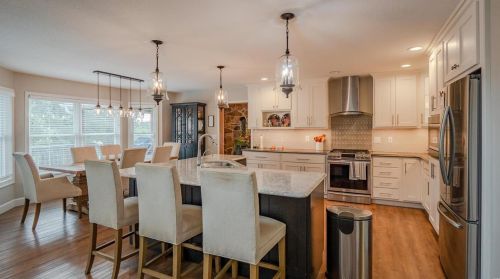 572 Spring Cave Rd, Spring Bluff MO exterior