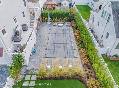 400 Newark Ave, Point Pleasant Beach NJ 08742-4141 exterior