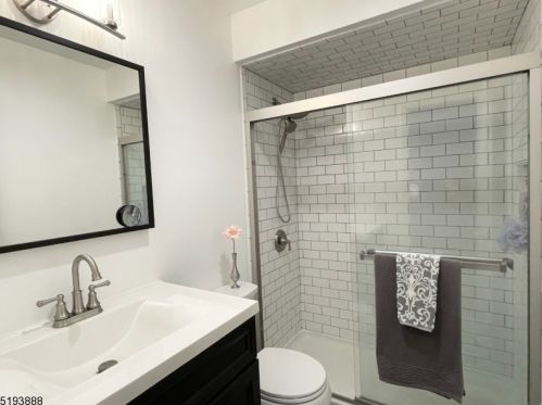 7 Eagle Dr, Fredon NJ 07860-1488 exterior