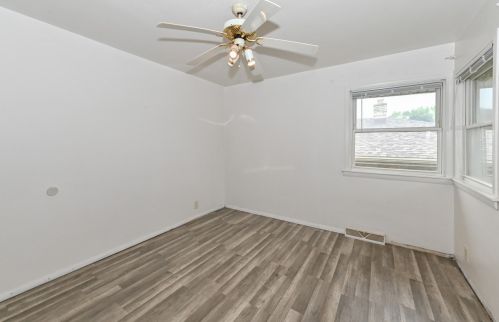 5551 Jerelyn Pl, Milwaukee WI 53219-2275 exterior