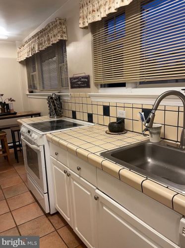 7 Shaw Ave, Silver Spring MD  20904-3408 exterior