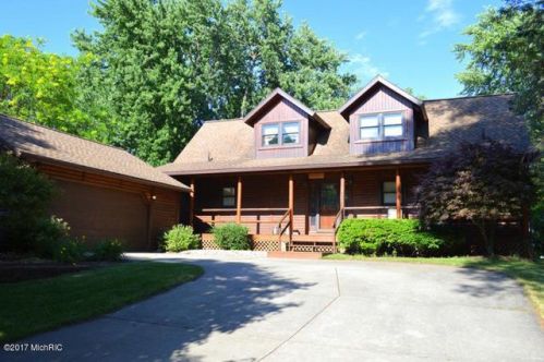 62607 Diamond View Dr, Cassopolis, MI 49031-9316