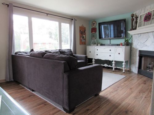 5612 Diann Dr, Pittsburgh, PA 15236-3309