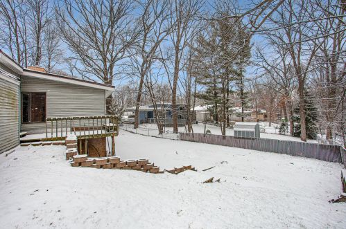 2161 Holliday Dr, Wyoming MI exterior