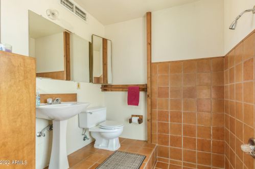 50608 33rd Ave, Phoenix AZ 85041-6330 exterior