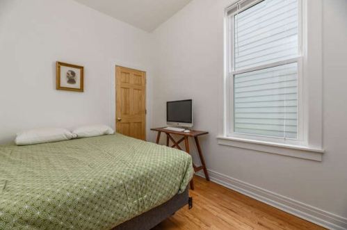 2515 Lyndale St, Chicago IL 60647-3112 exterior