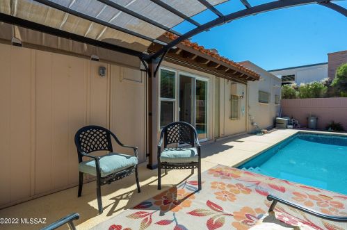 955 Camino Asturias, Green Valley AZ 85622-3246 exterior