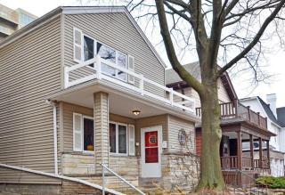 1820 Oakland Ave, Milwaukee WI  53202-1726 exterior