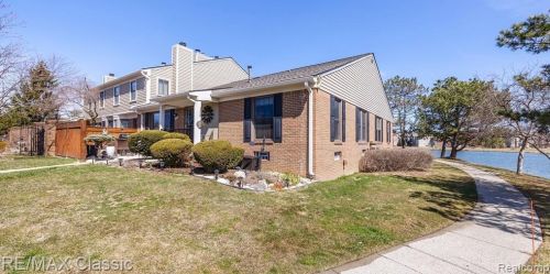 22158 Edgewater, Novi MI  48375-5014 exterior