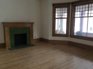 233 Mackubin St, Saint Paul MN  55102-1732 exterior