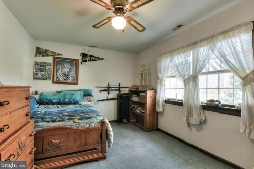 13 Atlantic Dr, Lewes DE 19958-1765 exterior