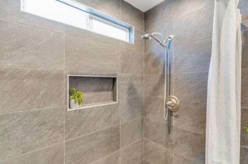 4636 Mia Cir, San Jose CA 95136-2325 exterior