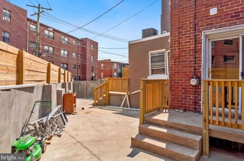 3341 Ames St, Washington DC  20019-1316 exterior