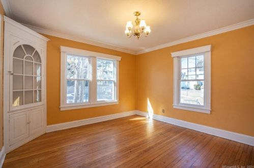 566 Park Rd, Hartford CT 06119-1749 exterior