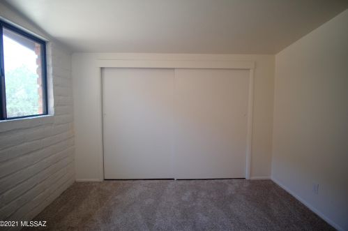 41 Montego Dr, Tucson AZ  85710-1312 exterior