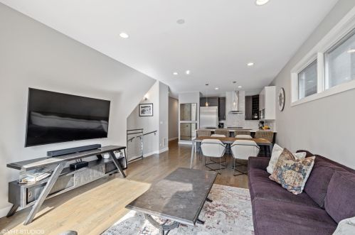 1640 Erie St, Chicago, IL 60622-6014