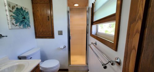 8522 Whitaker Ave, Milwaukee WI 53228-2866 exterior