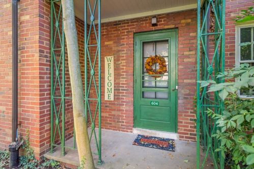 604 Olympia Rd, Pittsburgh PA  15211-1312 exterior