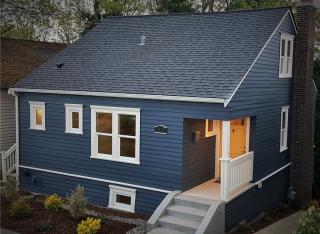 1811 29 Ave, Seattle WA  98155-4013 exterior