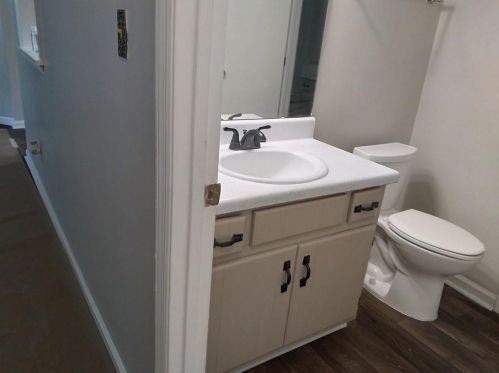 2003 Laboon Cir, Atlanta GA  30349-5246 exterior