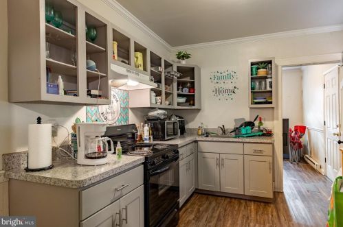 680 Columbia Ave, Lancaster PA 17603-3652 exterior