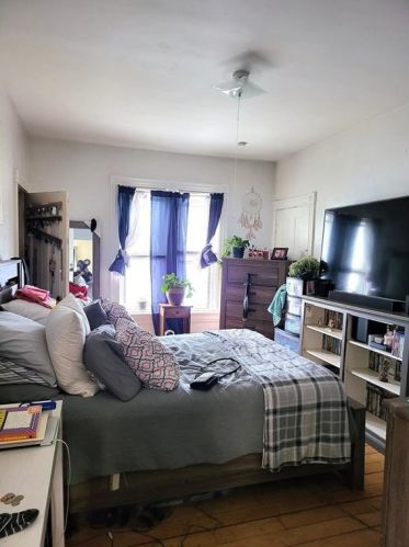 344 2nd Ave, Woonsocket RI 02895-4110 exterior