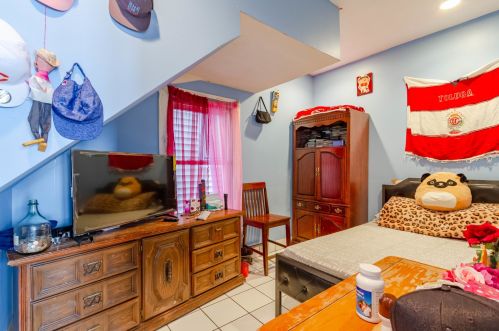 2655 Kedvale Ave, Chicago IL 60623-4324 exterior