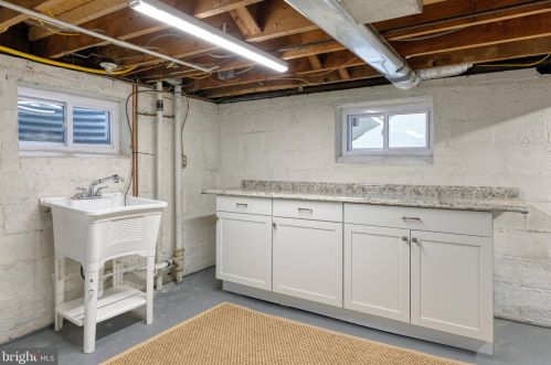 902 Commonwealth Ave, Alexandria VA exterior