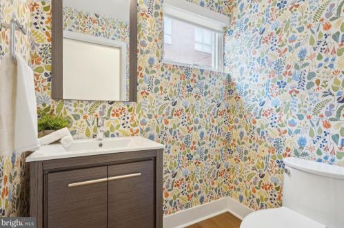 1427 Kater St, Philadelphia PA 19147-1851 exterior