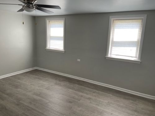 2556 68th St, Chicago, IL 60629-1803