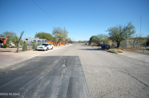 354 Delta Rd, Tucson AZ  85706-4292 exterior