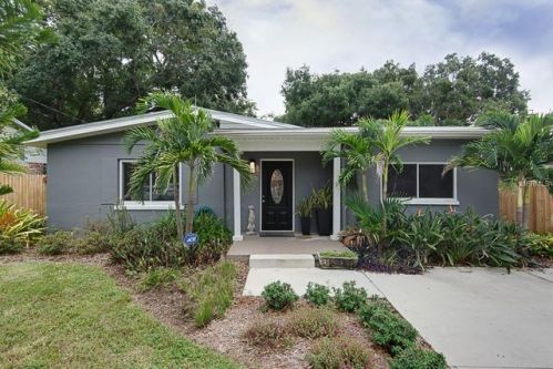 805 Gomez Ave, Tampa FL  33607-6706 exterior