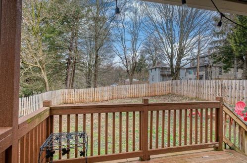 110 Rochester Rd, Pittsburgh PA 15237-1731 exterior