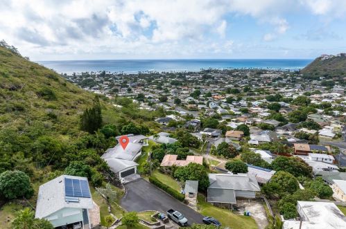 5435 Halapepe St, Honolulu HI  96821-1719 exterior