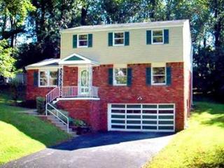 221 Londonderry Ct, Monroeville, PA 15146-4907