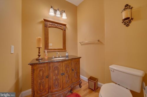 15529 Holly Grove Rd, Silver Spring MD 20905-3815 exterior