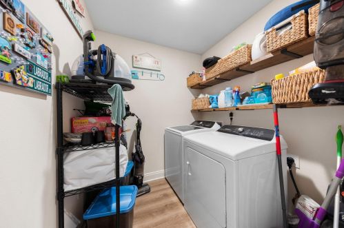 9088 Tara Cir, Milton FL 32583-8147 exterior