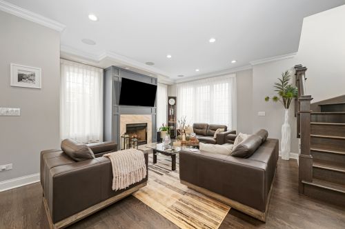 3753 Tripp Ave, Chicago IL 60803-1832 exterior