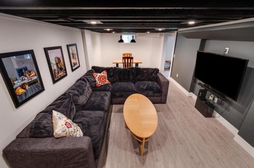 1610 Madison St, Madison WI  53711-2122 exterior