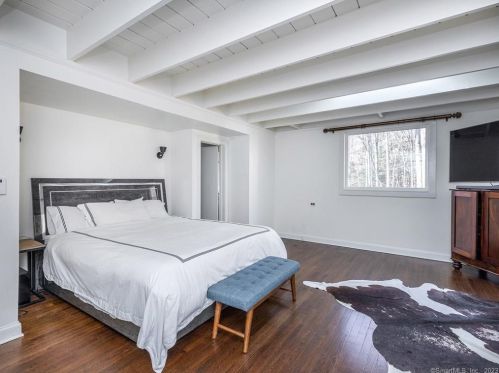 116 Wellers Brg Rd, Roxbury CT 06783-1616 exterior