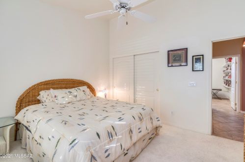 1534 Bank Swallow Rd, Green Valley AZ 85614-6025 exterior