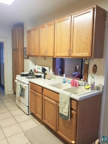 417 12 Ave, Duluth MN 55806-2229 exterior