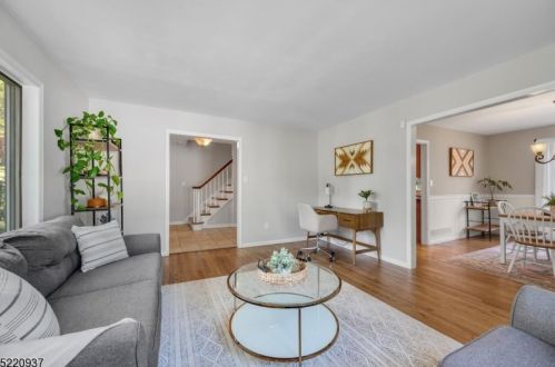 11 Deborah Dr, Morristown NJ 07960-3640 exterior