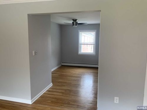 10 Rustic Cir, Montvale NJ 07645-1532 exterior