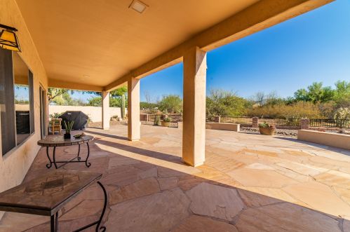 907 Night Heron Dr, Green Valley AZ 85614-6016 exterior