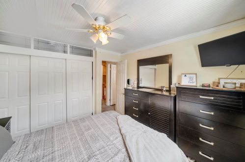 17 Hooksett Tpke, Concord NH  03304-4415 exterior