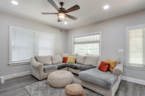 390 Holderness St, Atlanta GA 30310-1706 exterior