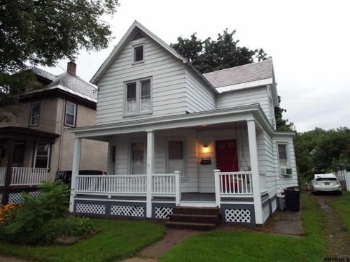1030 Regent St, Schenectady, NY 12309-5825