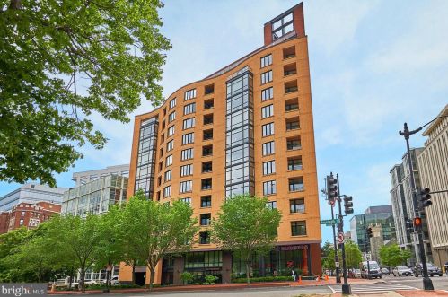 1010 Massachusetts Ave, Washington DC 20001-5401 exterior