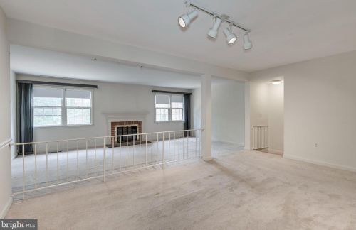 11352 Empire Ln, Rockville MD 20852-2870 exterior